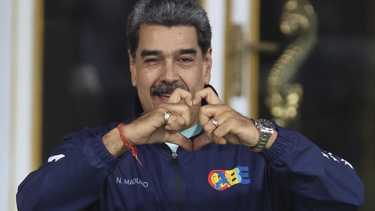 administratia trump l a desemnat oficial pe maduro presedintele venezuelei drept membru al unei organizatii teroriste straine