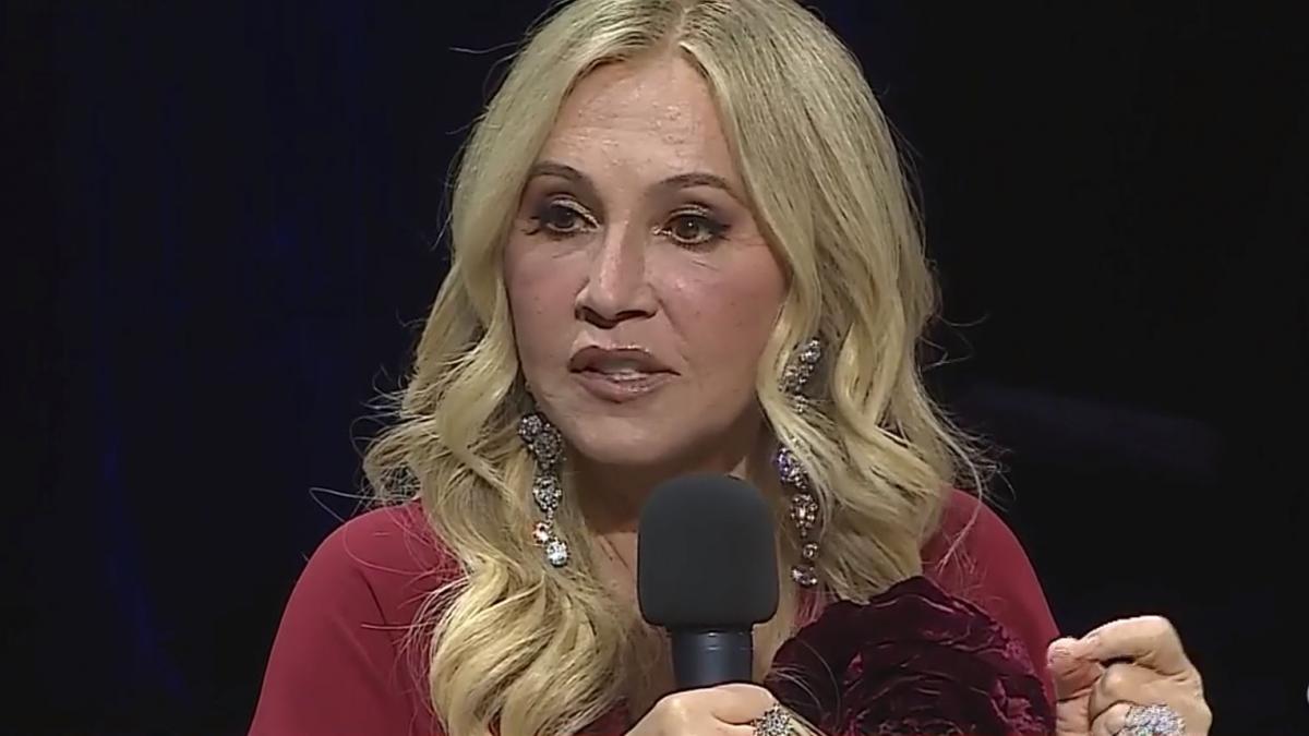 anastasia soare sesiune de intrebari si raspunsuri cu prietenii si fanii despre conturul unui vis la opera nationala bucuresti