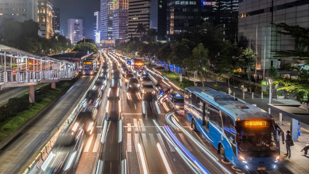 acesta metropola a depasit tokyo si a devenit cel mai mare oras din lume ultima data era pe locul 33 in clasamentul mondial