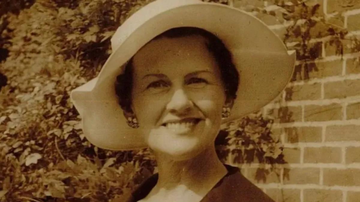 o femeie a fost rapita si ucisa pentru ca a fost confundata cu sotia lui rupert murdoch dupa 56 de ani familia inca ii cauta trupul