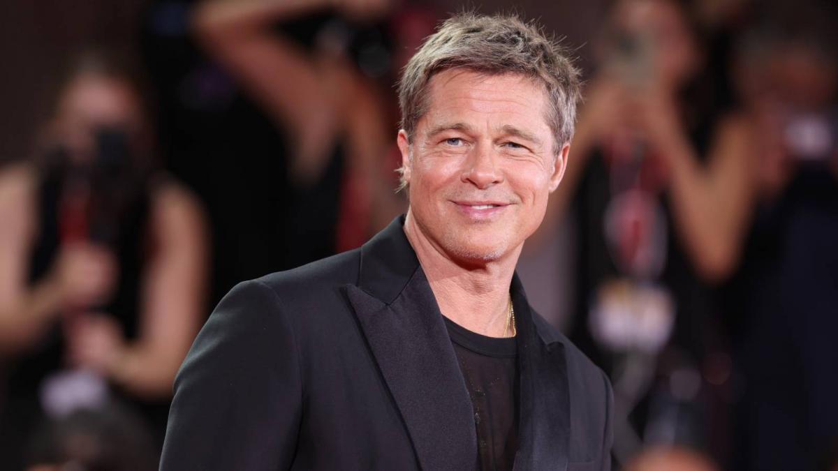 inca o femeie a fost pacalita de un escroc care s a dat drept brad pitt m am lasat purtata de acest sentiment de iubire