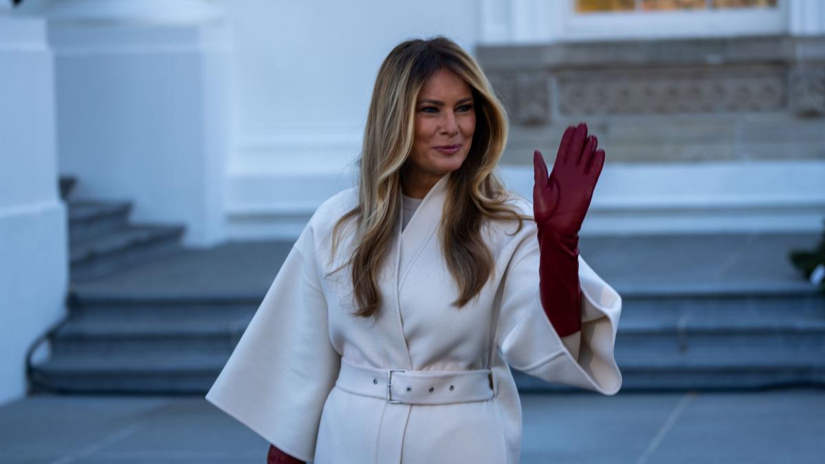 melania trump isi face debutul la hollywood si deschide propriul studio cand ajunge in cinematografe povestea vietii ei