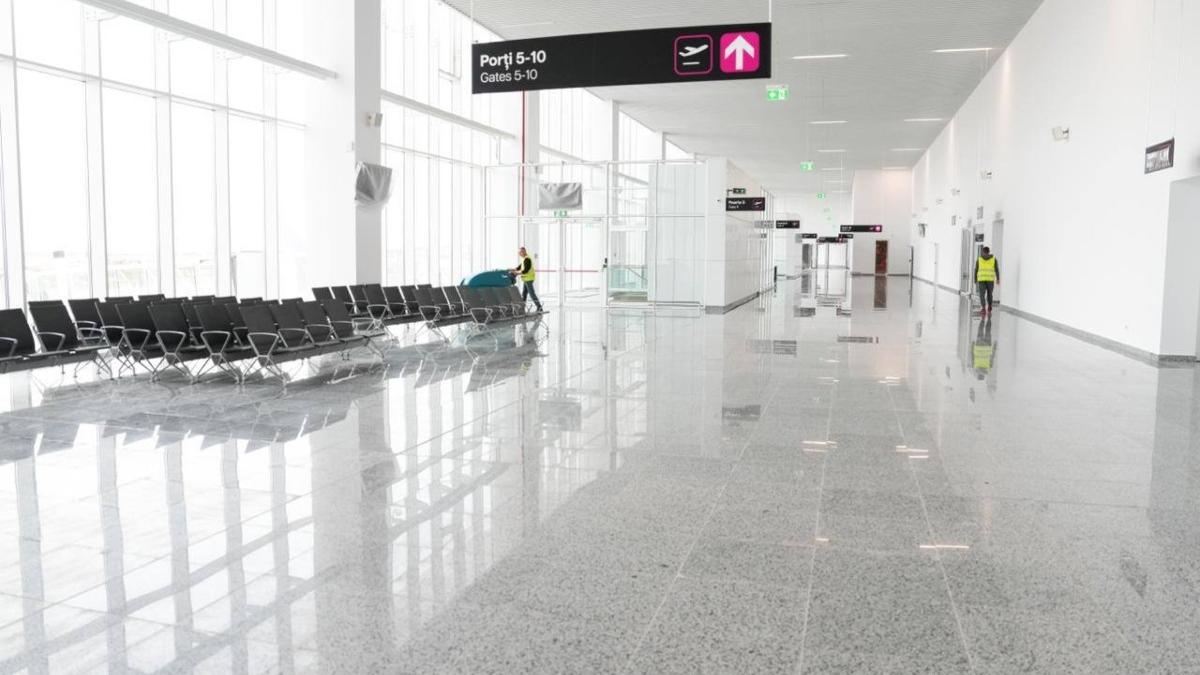 cum arata aeroportul international craiova transformat radical noul terminal va fi inaugurat in data de 19 decembrie