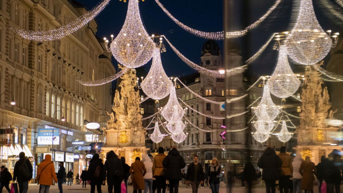 gluma facuta de viena ca sa arate ca nu e anosta a facut o invitatie neobisnuita locuitorilor dintr un sat scotian cu nume atipic
