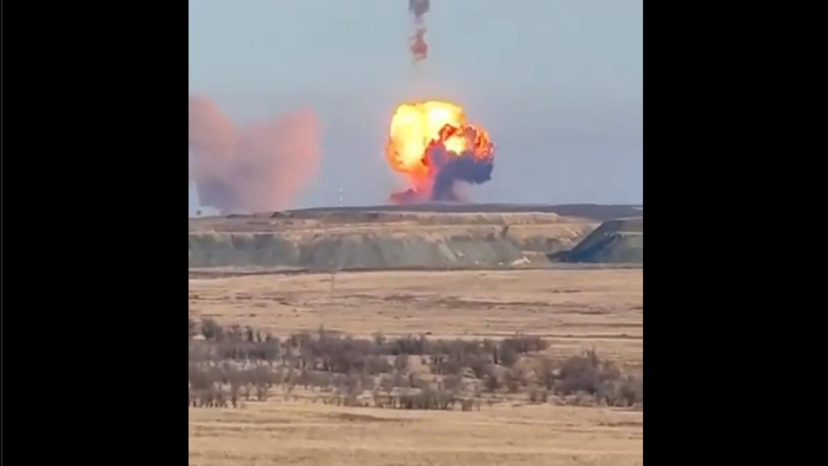 satan 2 s a facut fum roz racheta nucleara despre care putin spune ca e invincibila a explodat peste o baza din rusia