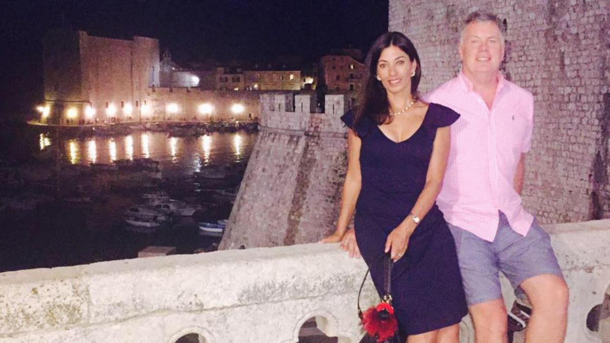 un cuplu din texas a cumparat un conac darapanat in italia cu 160 000 de dolari fara sa l vada inainte renovarea i a surprins complet