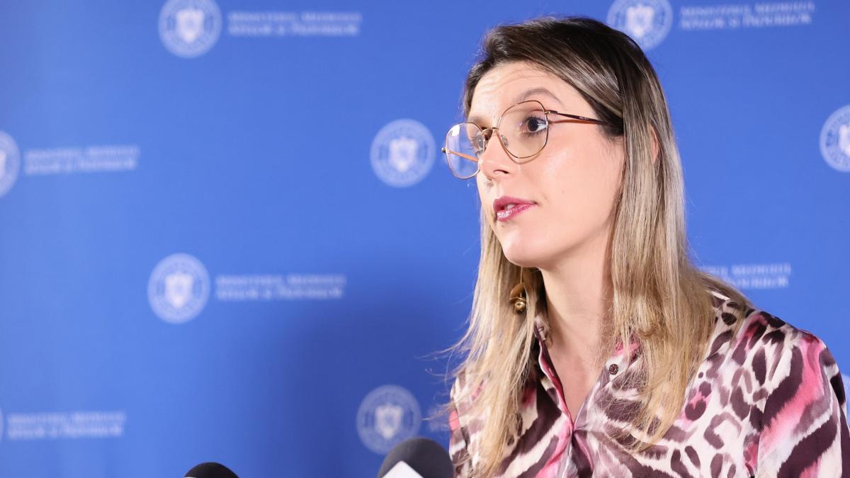 cine este directorul esz prahova caruia ministrul mediului ii cere demisia castiga 60 000 euro an se hlizea in sedinta