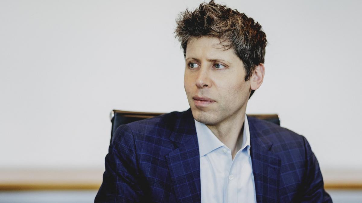 cele trei lucruri care nu il lasa pe sam altman sa doarma a declarat mobilizare de cod rosu in companie