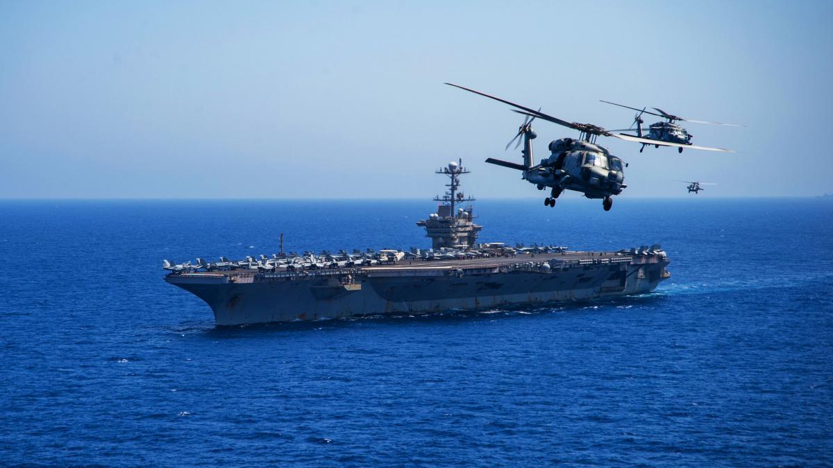 ciocniri cu nave comerciale si avioane pierdute peste bord raport devastator cu erorile de pe un portavion timp de 52 de zile de lupta