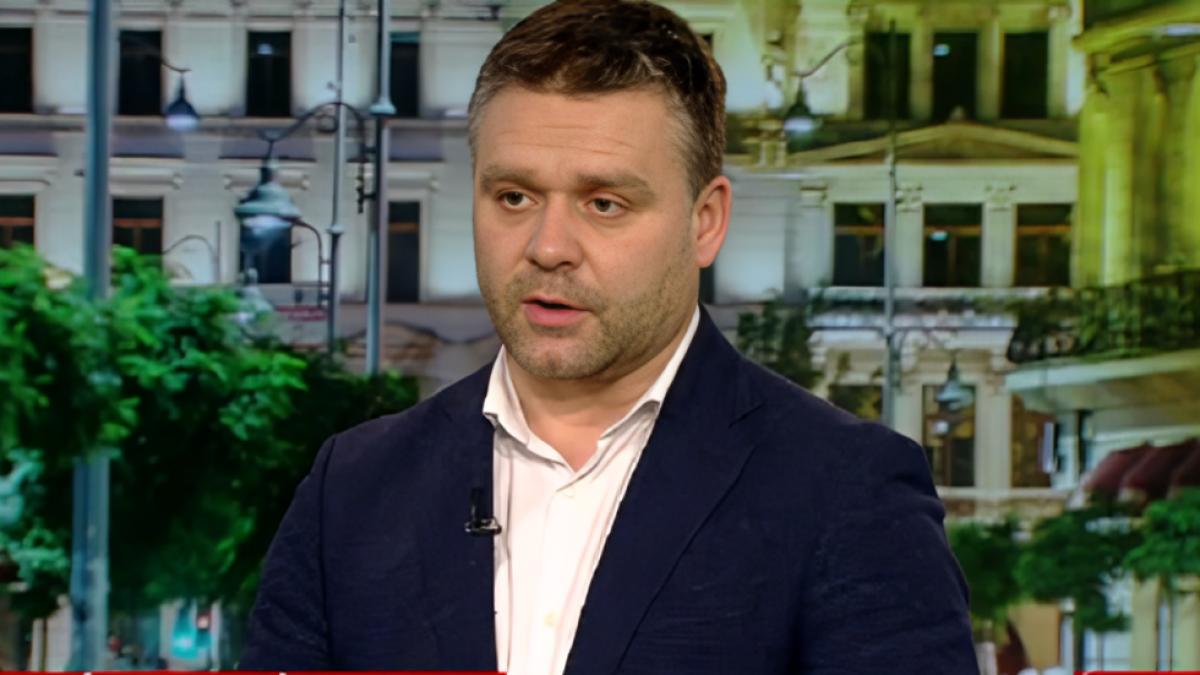 ciucu spune ca drula e jos in sondaje pentru ca l a tot atacat oamenii nu mai voteaza acest tip de politica