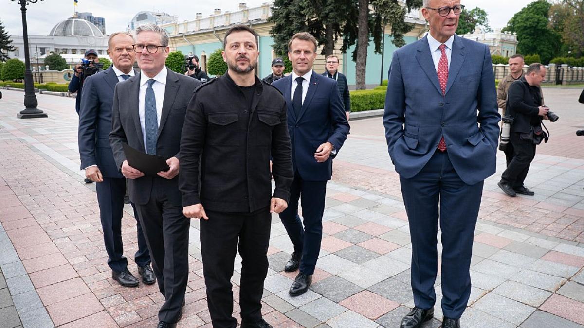 mesajul liderilor europeni catre zelenski nicio concesie lui putin fara garantii clare de securitate din partea lui trump wsjourn