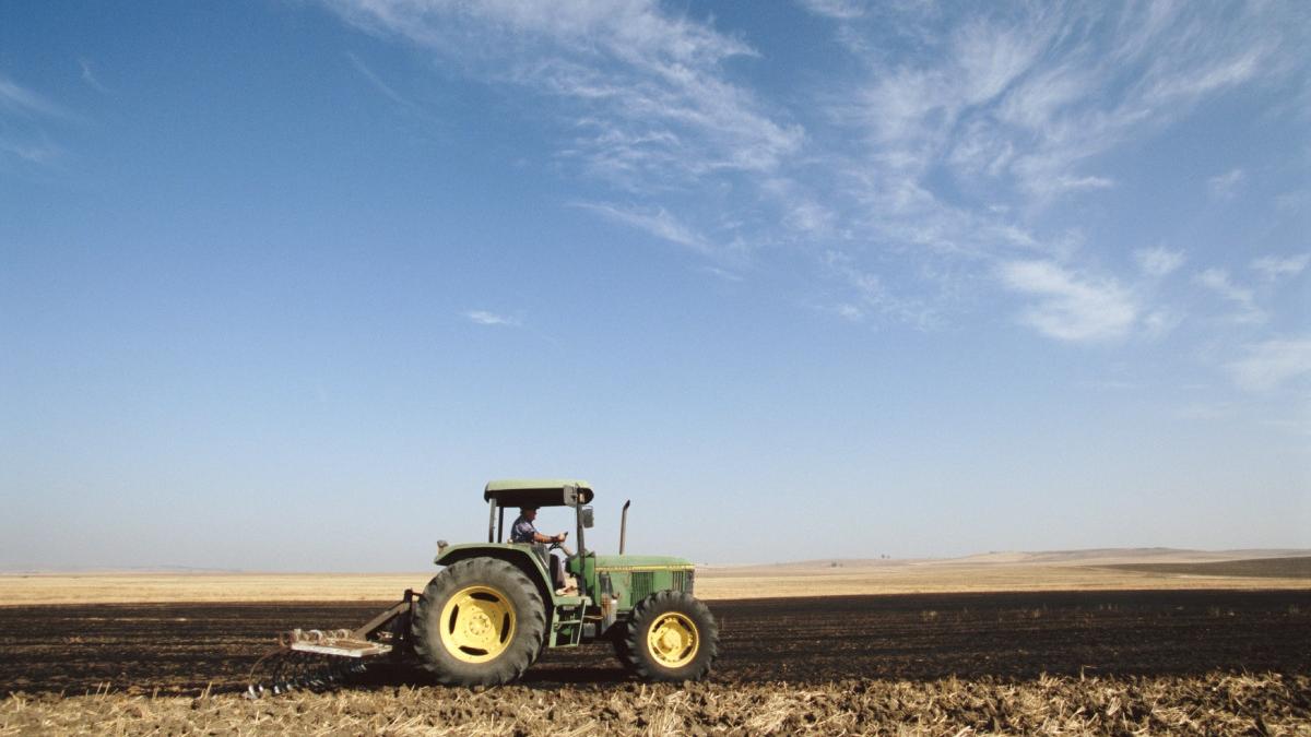 producatorilor agricoli din romania solicita autoritatilor includerea solului in toate strategiile nationale de dezv