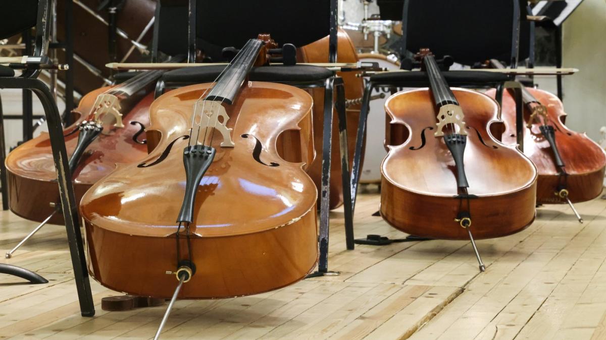 ambasada ucrainei condamna un concert al artistilor rusi la cluj napoca milioane de ucraineni asculta exploziile rachetelor