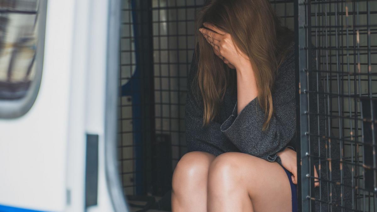 in vaslui o femeie a crezut ca are un plan genial pentru a face rost de bani de la iubitul ei acum este la inchisoare