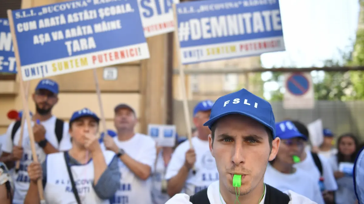 profesorii vin sa protesteze la guvern ministerul educatiei le promite ca nu vor mai exista alte masuri fiscale care sa i afecteze