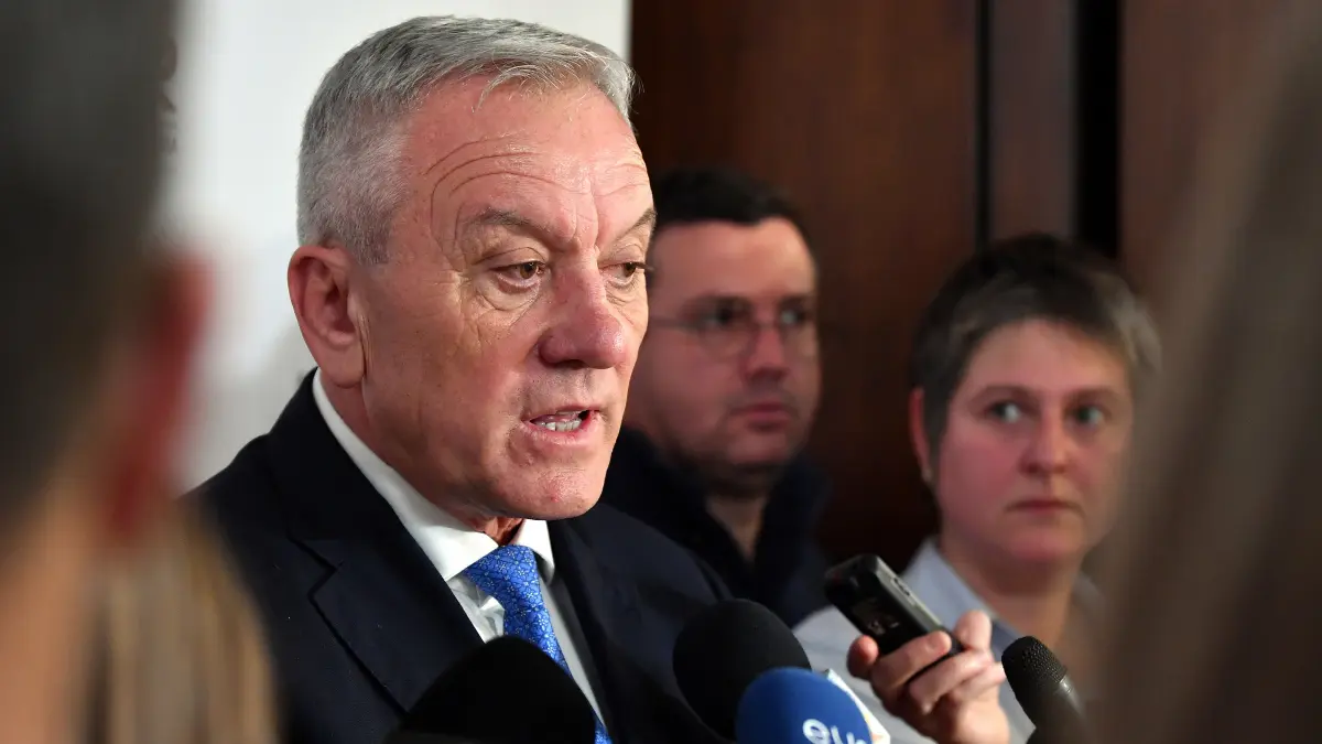 constantin toma critica tacerea din psd in scandalul din justitie partidul pierde tacerea inseamna multe cuvinte uneori
