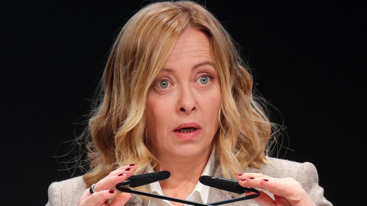 giorgia meloni scoate la licitatie cadouri in valoare de 800 000 de euro primite de la lideri straini ce a primit de la marcel ciolacu