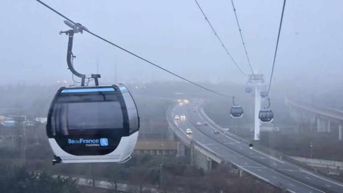 francezii pot merge la serviciu spre paris cu telefericul proiectul a costat aproape 140 de milioane de euro