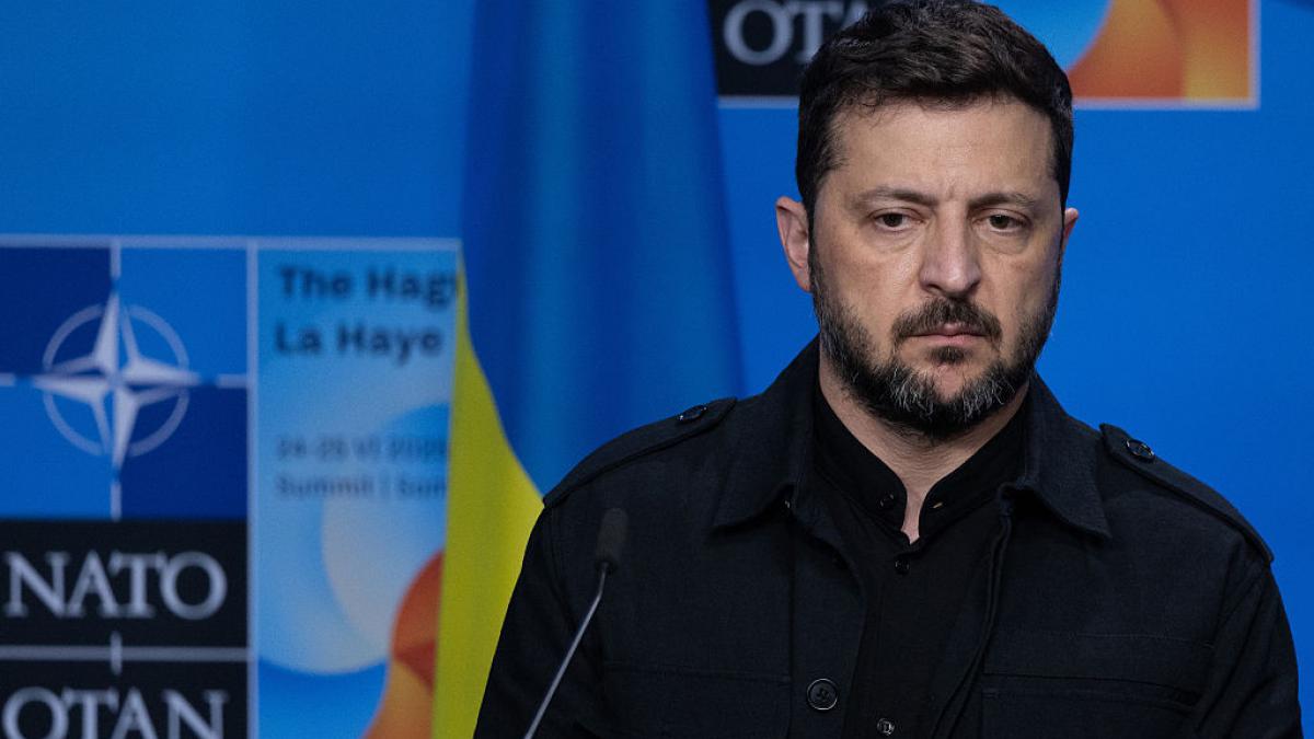 intalnire cruciala intre liderii europeni si volodimir zelenski la paris pentru acordul de pace trump a anuntat ca nu participa