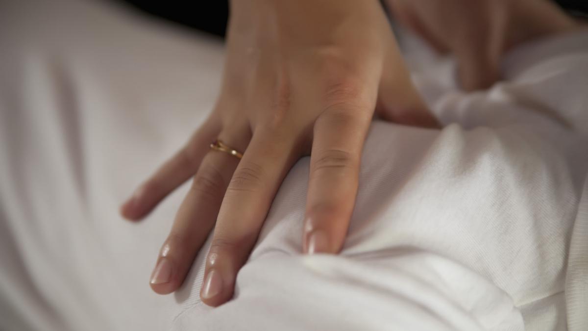 femeile cu lepra de la cluj ar fi intrat in contact si cu artistii de la untold i ar fi facut masaj celebrului dj tiesto