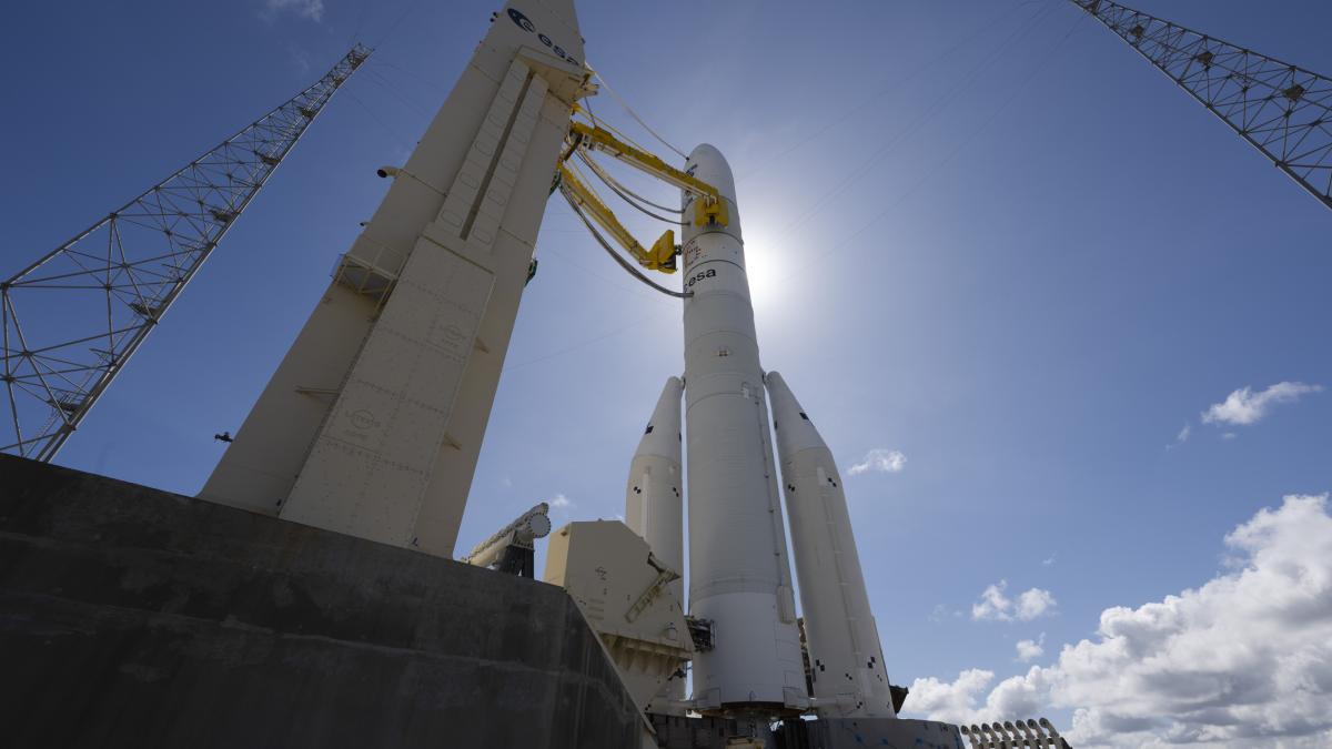 cine sunt romanii din spatele celui mai mare proiect aerospatial european ariane 6 va fi cea mai avansata racheta a europei