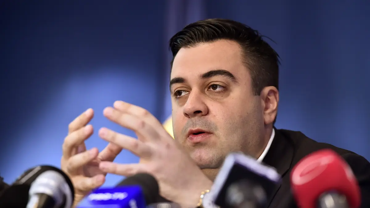 filmul spagii de la rar cum a intervenit razvan cuc pentru omul de afaceri era disperat un alt nume din politica apare in dosar