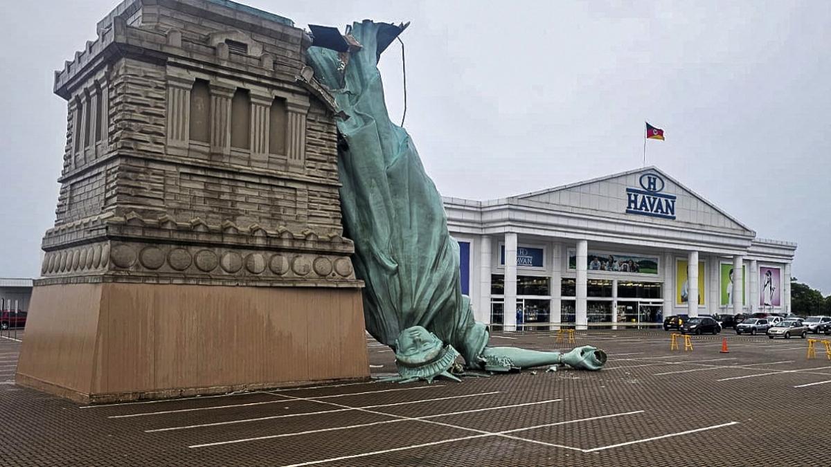 statuia libertatii din brazilia