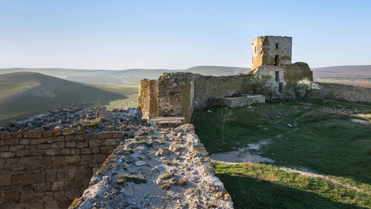 cetati antice rare din dobrogea tinute departe de turisti din cauza birocratiei de ce a fost blocat un imens patrimoniu arheologic