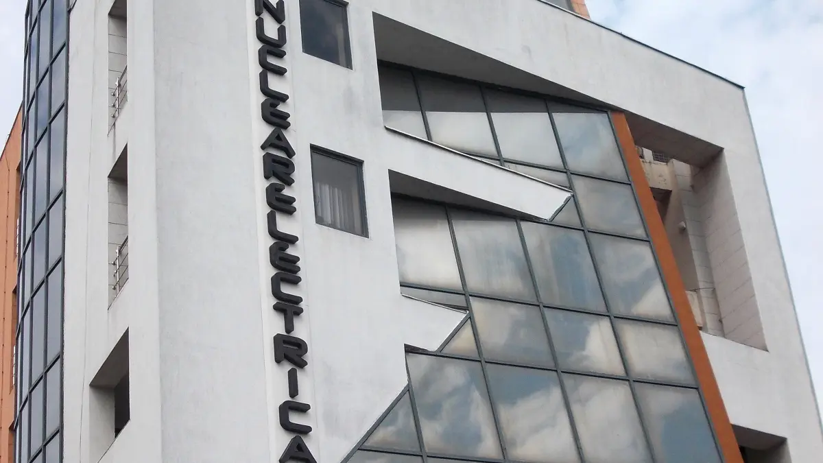 nuclearelectrica isi mentine ratingul de credit dar perspectiva ramane negativa