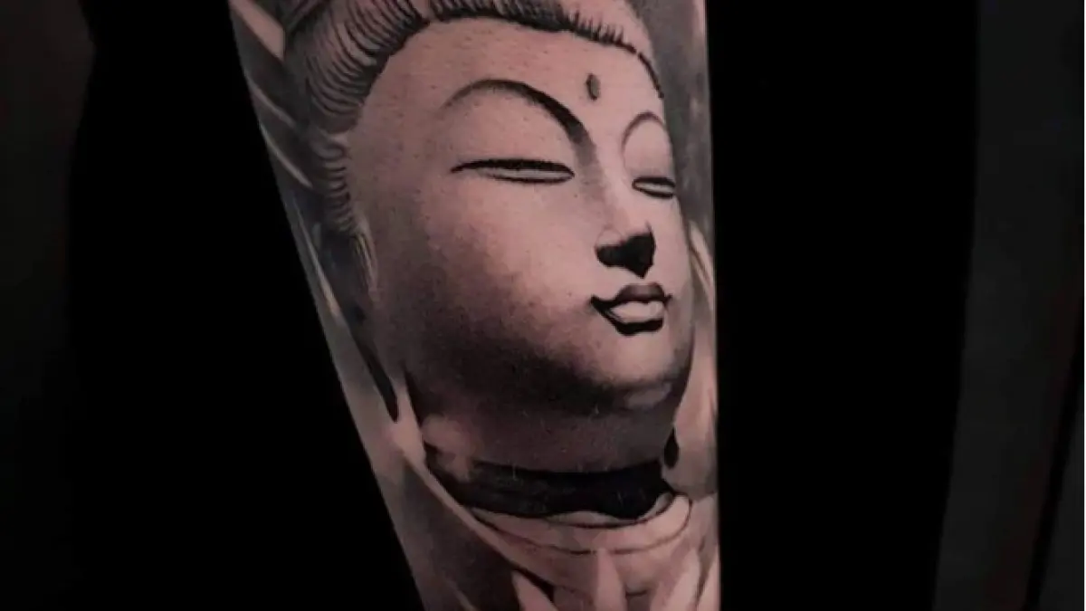 tatuajele si piercingurile in stilul urban expresie personala nu simplu trend