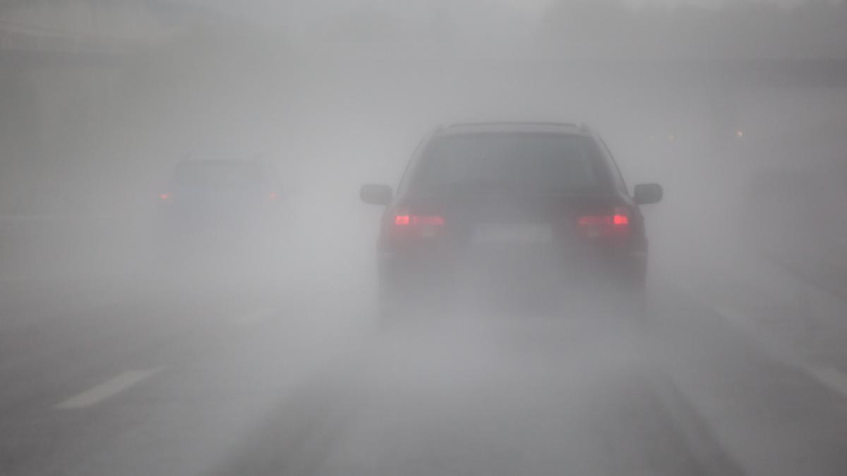 Avertizare imediată de la ANM: A fost emis un cod galben de ceață valabil în 7 județe. Care sunt localităţile afectate