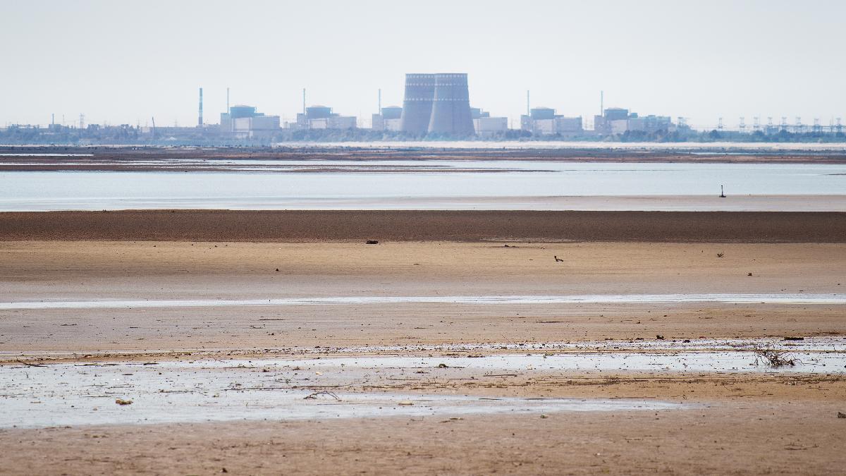 autoritatile ruse au emis o licenta de exploatare pentru unitatea nr 1 a centralei nucleare ucrainene zaporojie