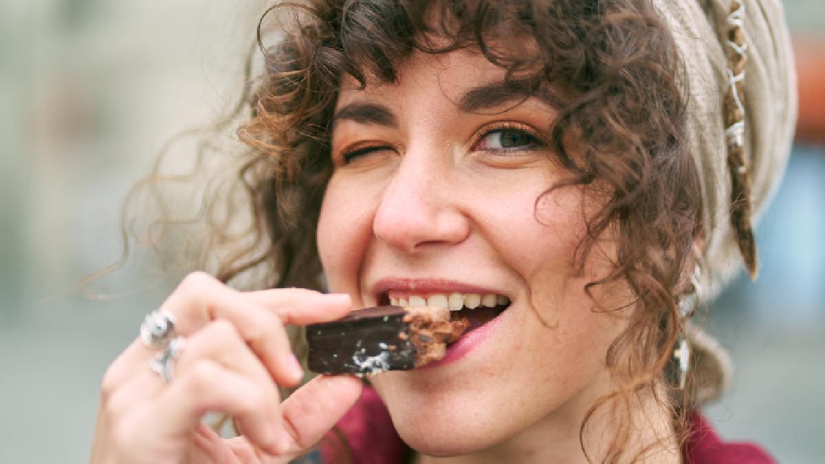 ciocolata in pericol sa dispara pana in 2050 o planta rezistenta la clima ar putea deveni solutia care salveaza industria