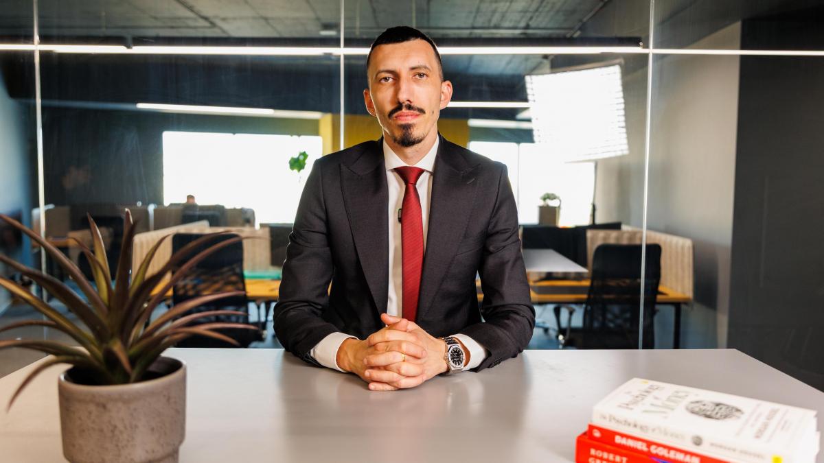 Tehnologie şi investiţii: cum a schimbat digitalizarea accesul la bursă