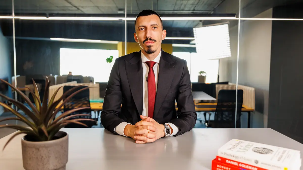 tehnologie si investitii cum a schimbat digitalizarea accesul la bursa