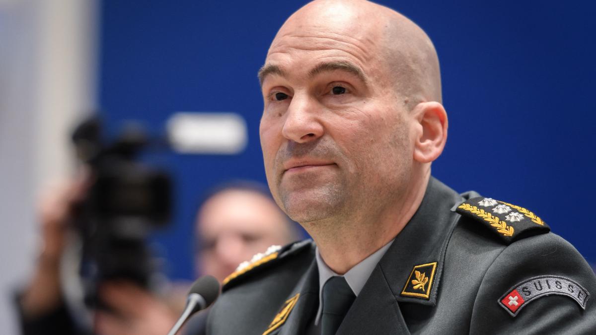 Elveţia nu se poate apăra de un atac pe scară largă, avertizează şeful armatei