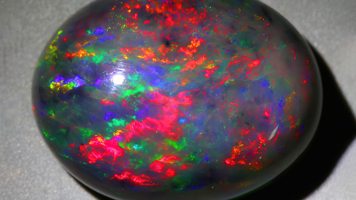 Niște săteni au găsit un zăcământ de opal negru in tunelurile artizanale din Etiopia