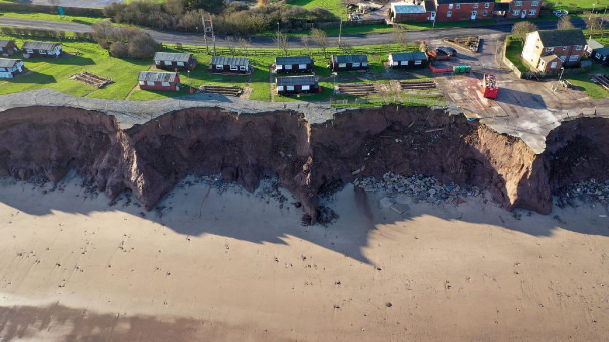 Viața pe marginea prăpastiei și satele pierdute în mare: „S-a scufundat și biserica, iar clopotele se auzeau în continuare”