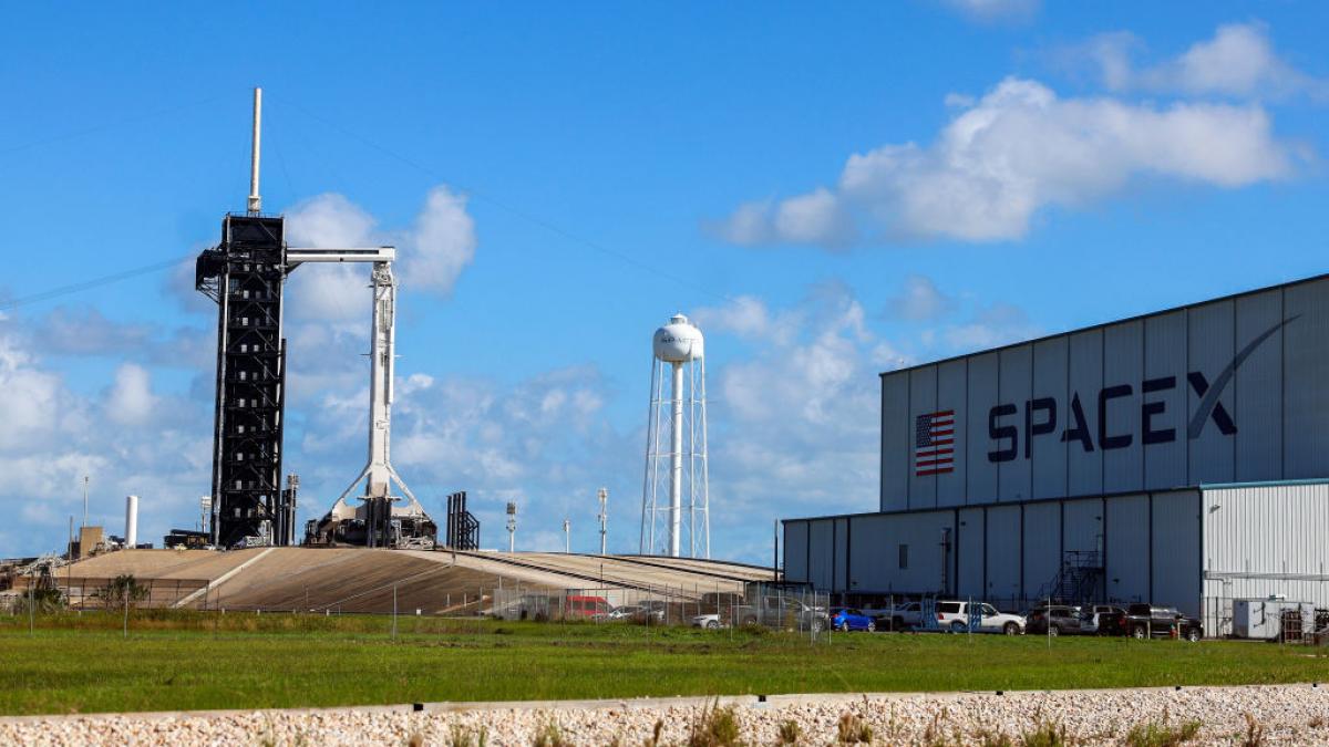 china declara compania spacex a lui elon musk amenintare la adresa securitatii nationale de ce se teme statul comunist