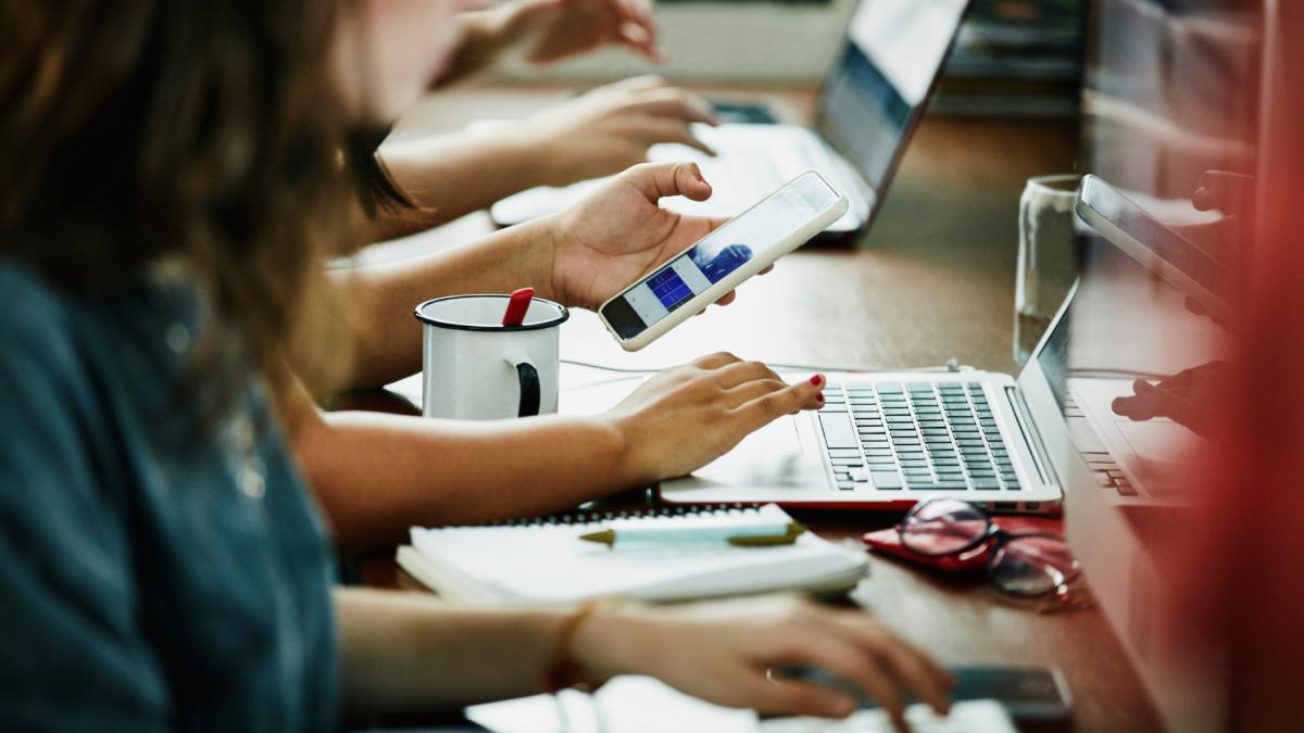 cv urile si diplomele ar putea disparea complet generatia z le spune adio fiindca angajatorii trec la recrutarea pe competente