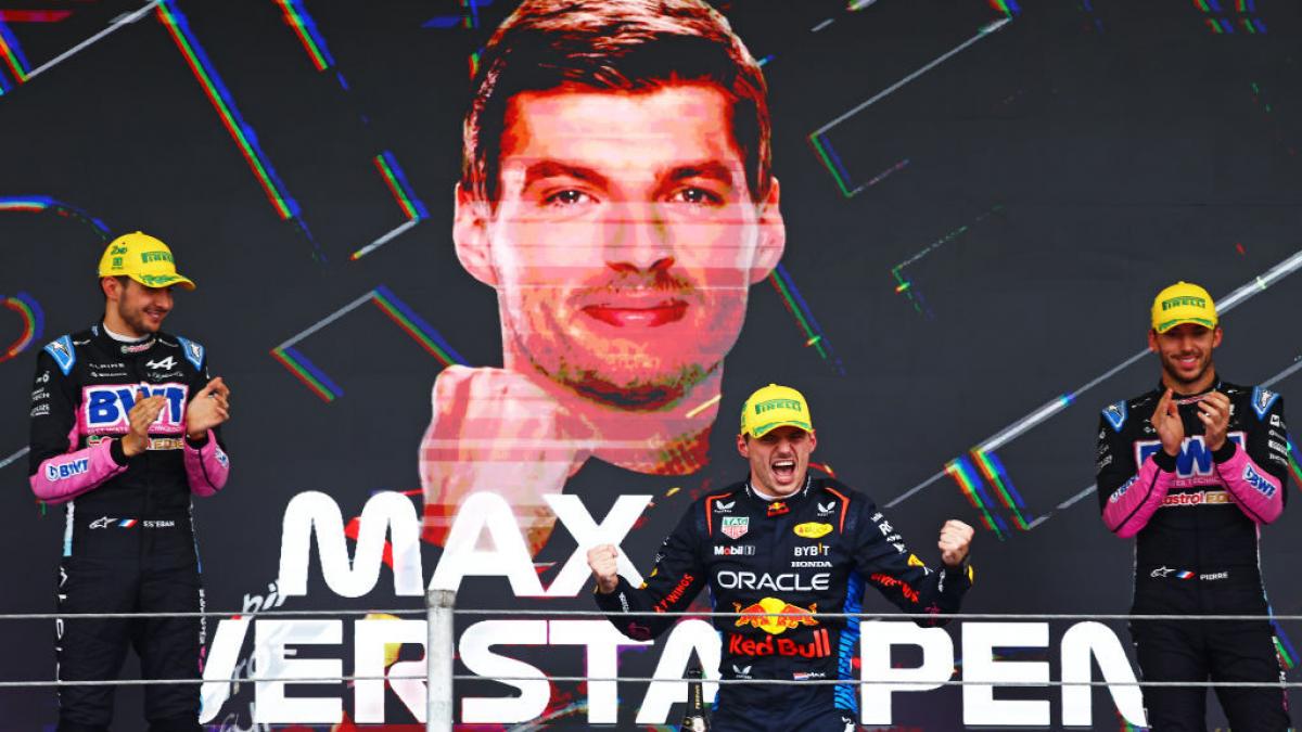 max verstappen a fost votat cel mai bun pilot al anului in campionatul mondial de formula 1