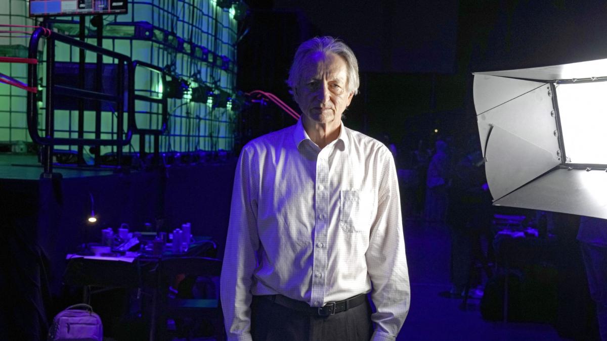 geoffrey hinton nasul ai