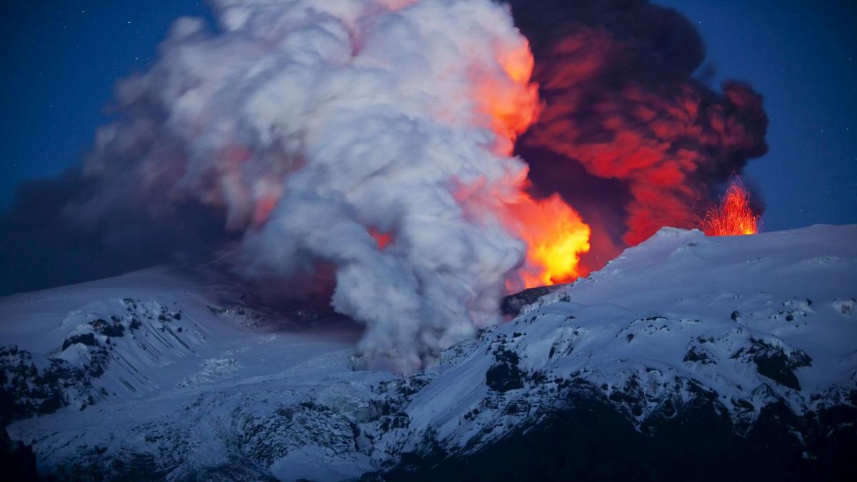 eruptia vulcanului Eyjafjallajökull