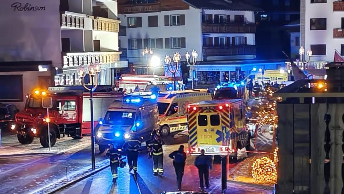 explozie intr un bar dintr o statiune de schi din elvetia bbc mai multe persoane au fost ucise altele sunt ranite