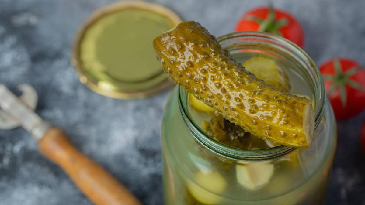 remedii pentru mahmureala dupa petrecerea de revelion cu ce simptome e asociata aceasta stare si ce sfaturi au specialistii