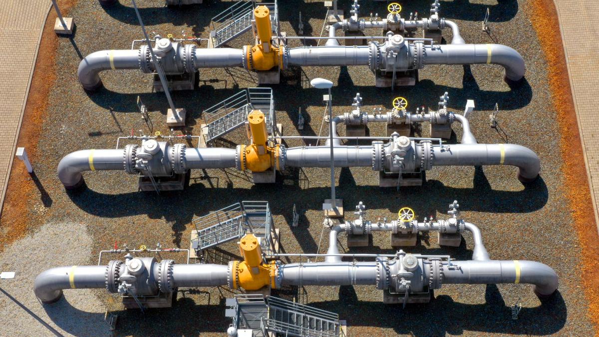 rusia nu mai este benzinaria deghizata in tara petrolul si gazele alimenteaza tot mai putin bugetul federal in urma sanctiunilor