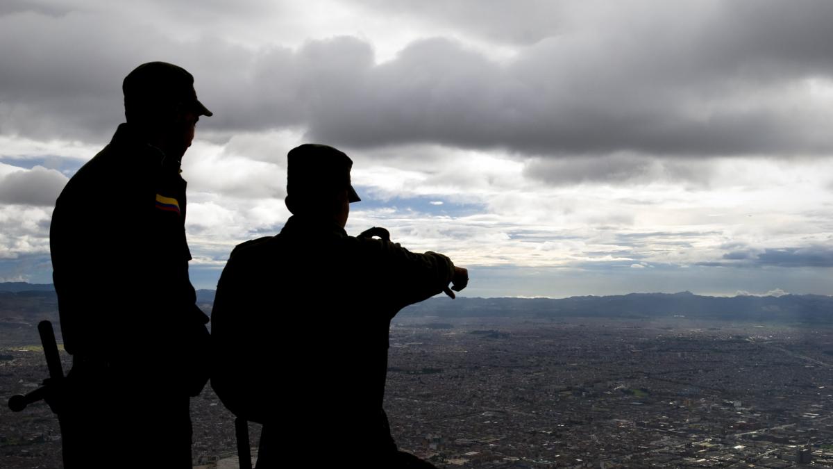 Columbia trimite armata la granița cu Venezuela pentru că se teme de un „aflux” de refugiați