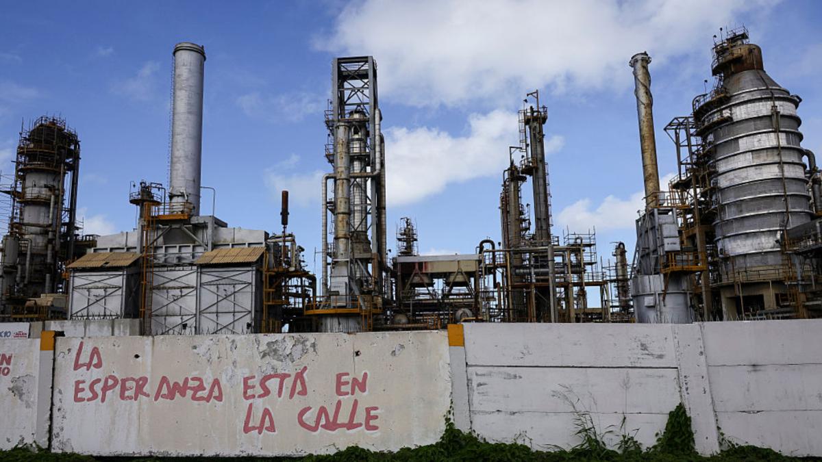 administratia trump pune o conditie companiilor petroliere americane care isi vor inapoi activele confiscate de venezuela