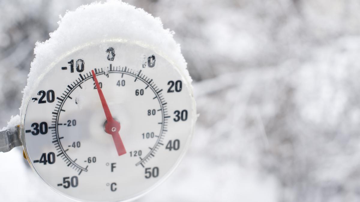 gerul pune stapanire pe romania temperaturile scad brusc pana la 15 grade mateescu maximele nu vor depasi 7 grade