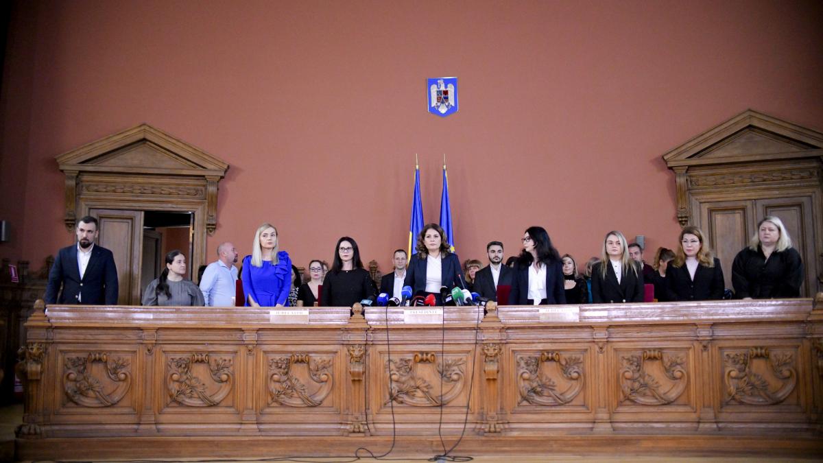 raspunsul cab la acuzatiile recorder de ce au fost 361 de modificari in completurile de judecata